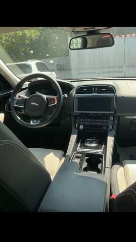 Jaguar F-Pace 30d AWD R-Sport