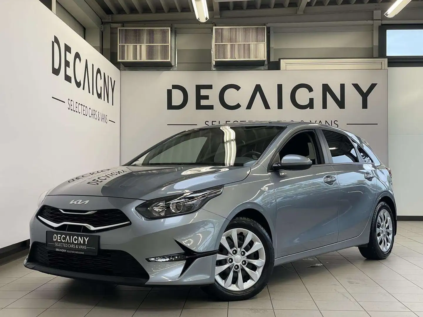 Kia Ceed / cee'd 1.5 T-GDI *Camera*Navigatie*Extra set zomerbanden Argent - 1