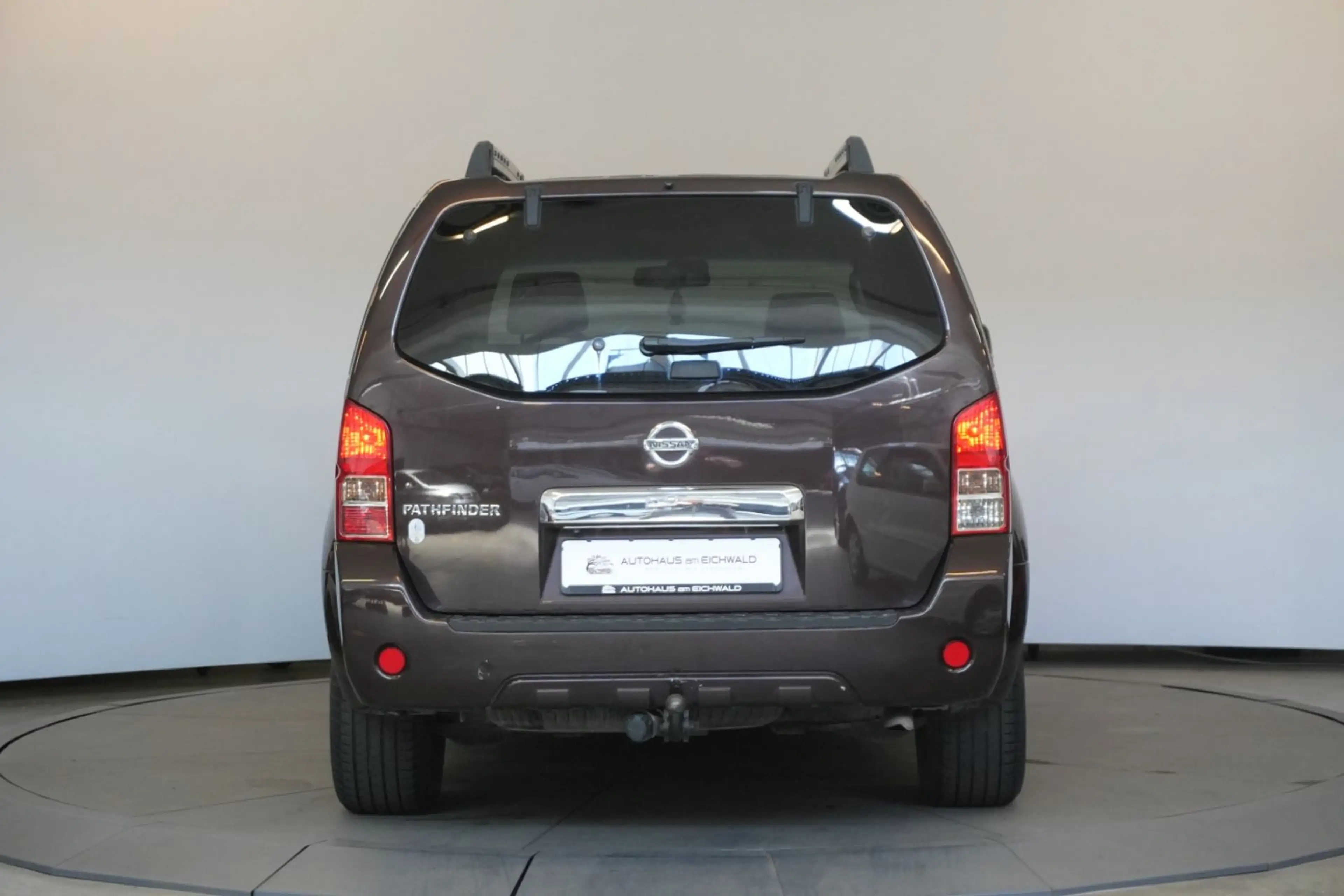 Nissan Pathfinder 3.0 dCi LE V6 7Sitzer Kamera AHK BOSE — photo 4