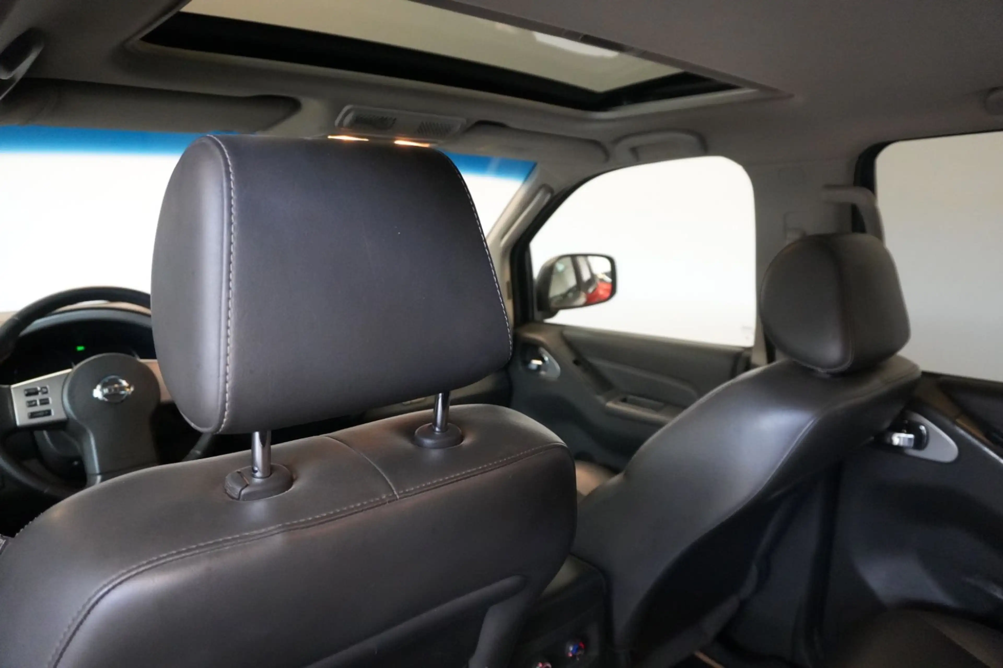 Nissan Pathfinder 3.0 dCi LE V6 7Sitzer Kamera AHK BOSE — photo 15