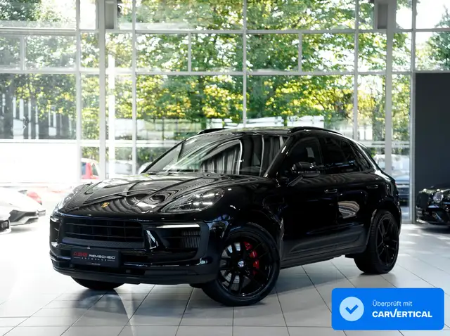 2023 Porsche Macan in Black for sale