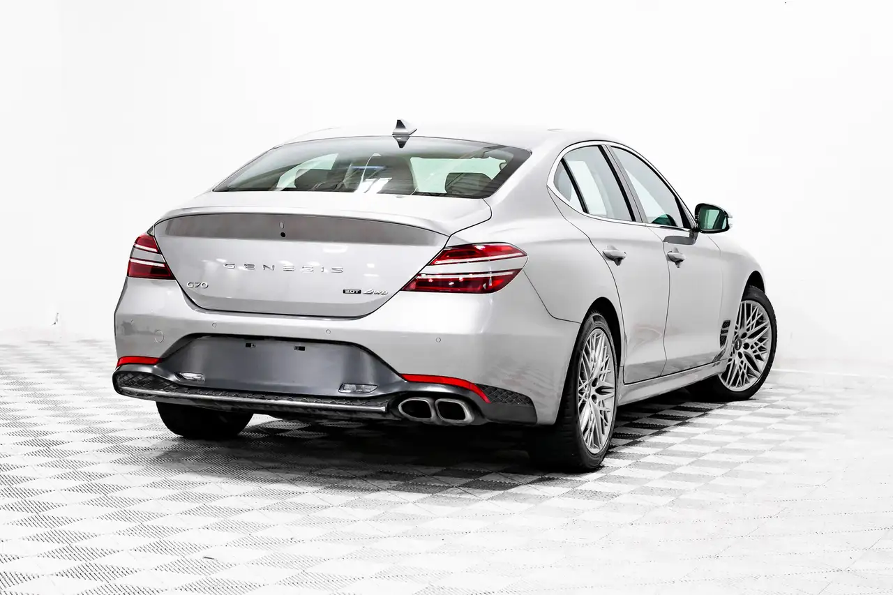 Genesis G70 снимка Genesis G70