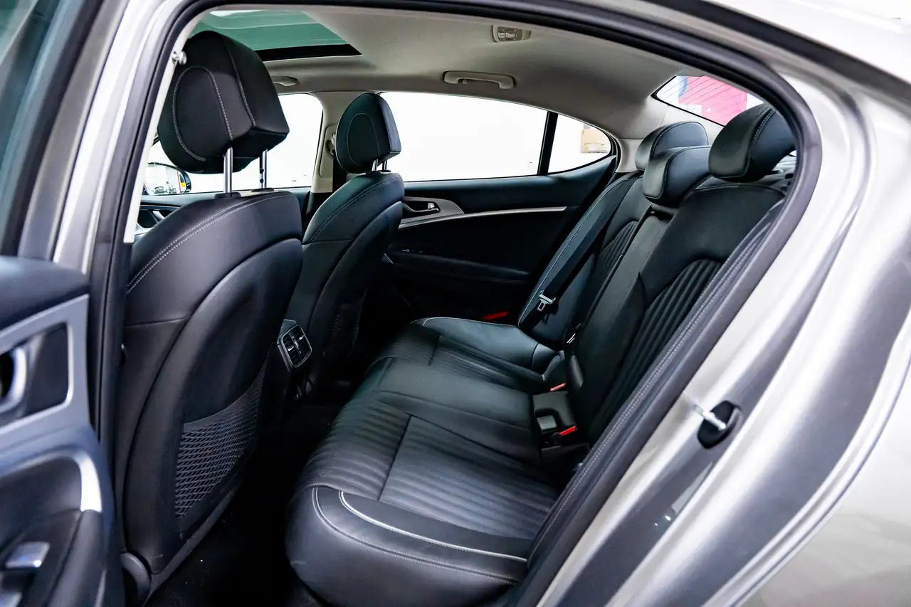 Genesis G70 снимка Genesis G70