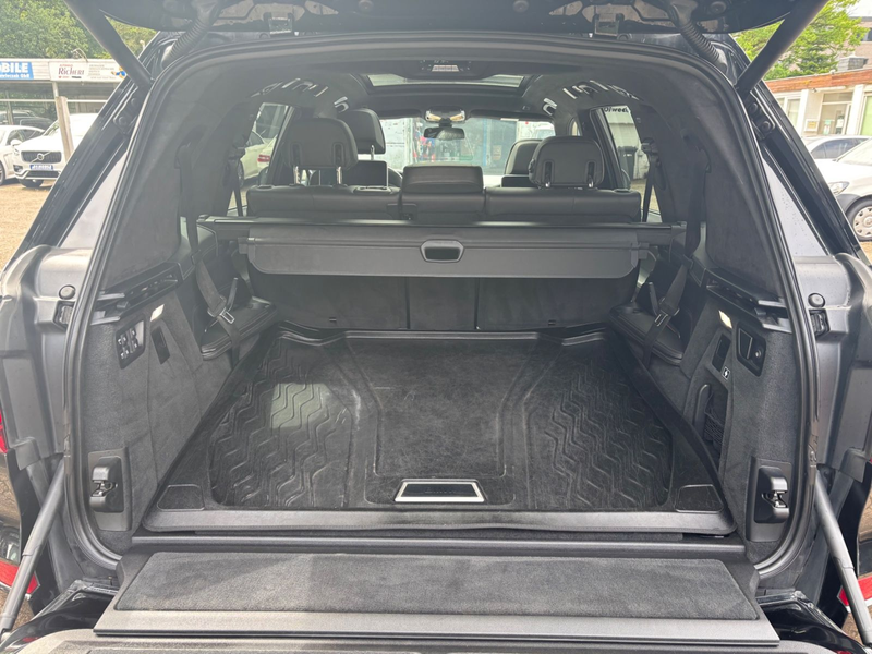 BMW X7 M50d M-Paket 7 Sitze Laser Pano TV *Voll* — photo 11