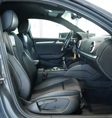 Audi A3 view 14