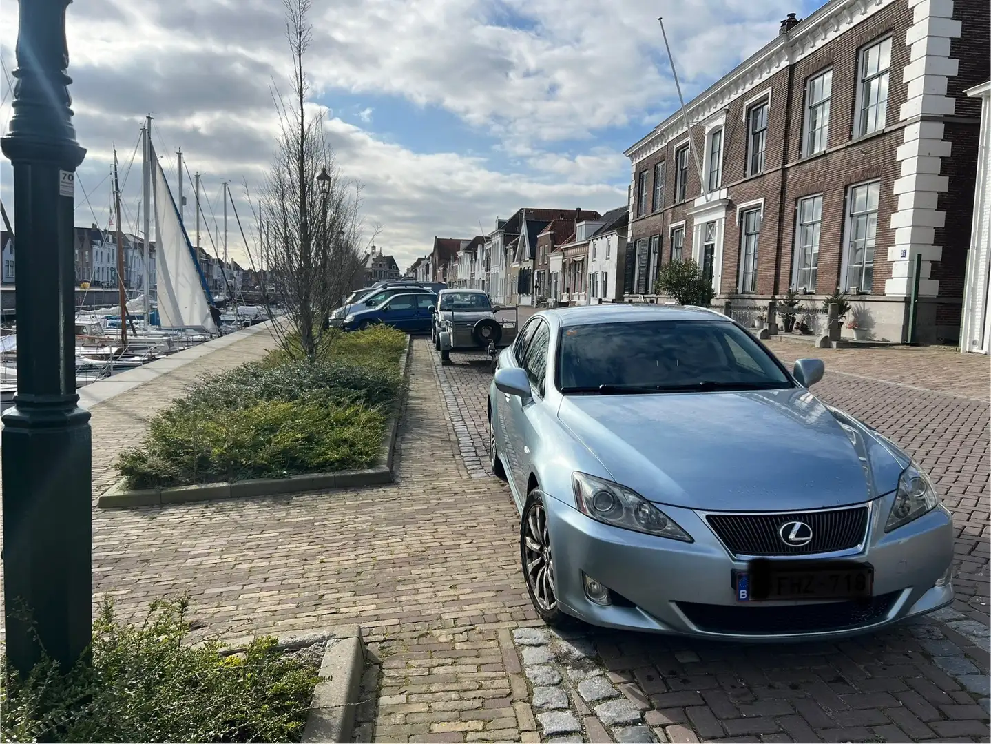 Lexus IS 220d IS 220d D4 Серебристый - 1