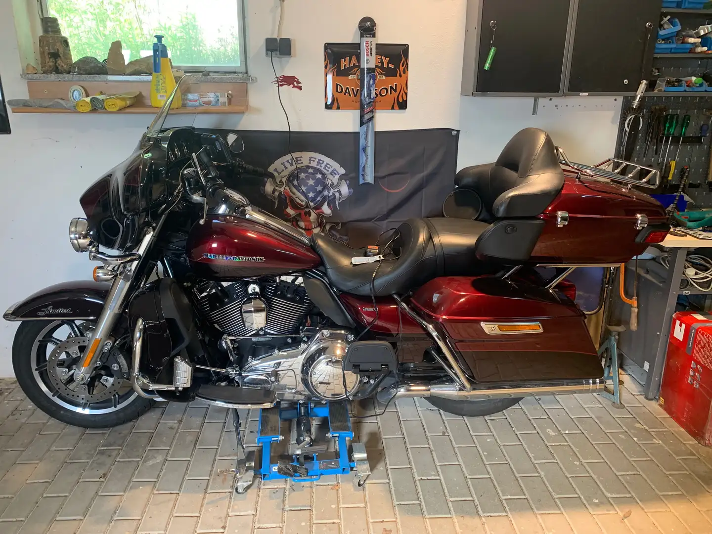 Harley-Davidson Electra Glide Braun - 1