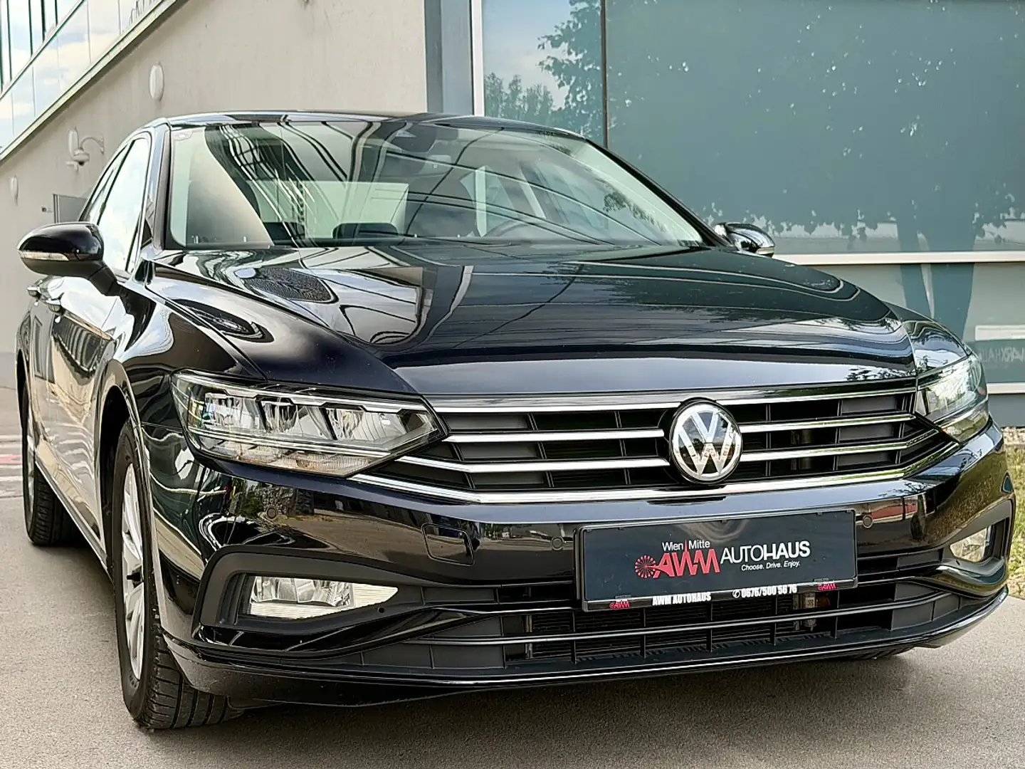 Volkswagen Passat 1,6 TDI DSG | Navi | ACC | LED Schwarz - 2
