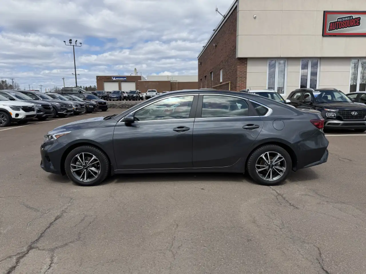 Kia Forte снимка Kia Forte