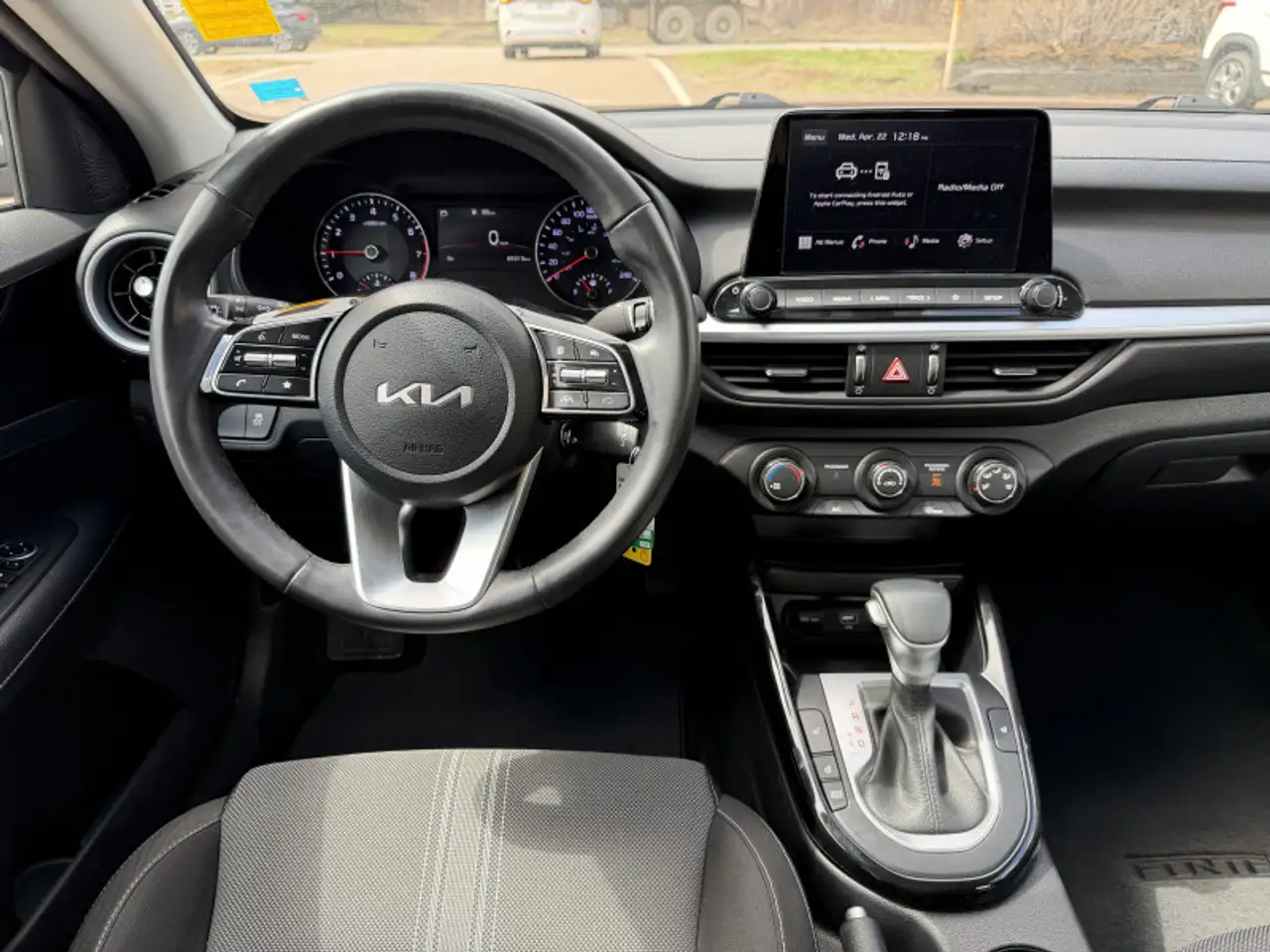 Kia Forte снимка Kia Forte