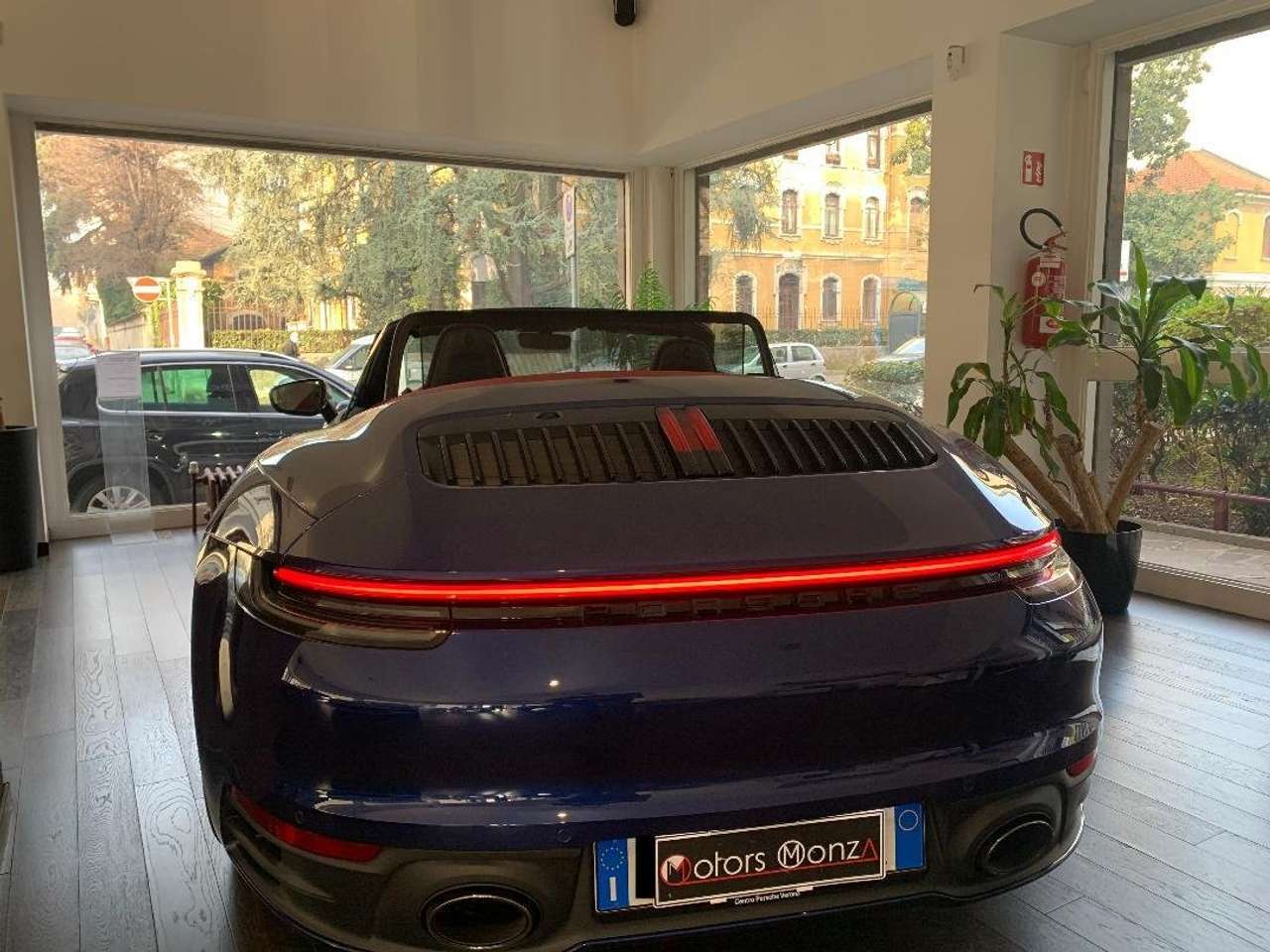 Porsche 911 Carrera 992 Cabrio 3.0 Carrera S - full-uff italia