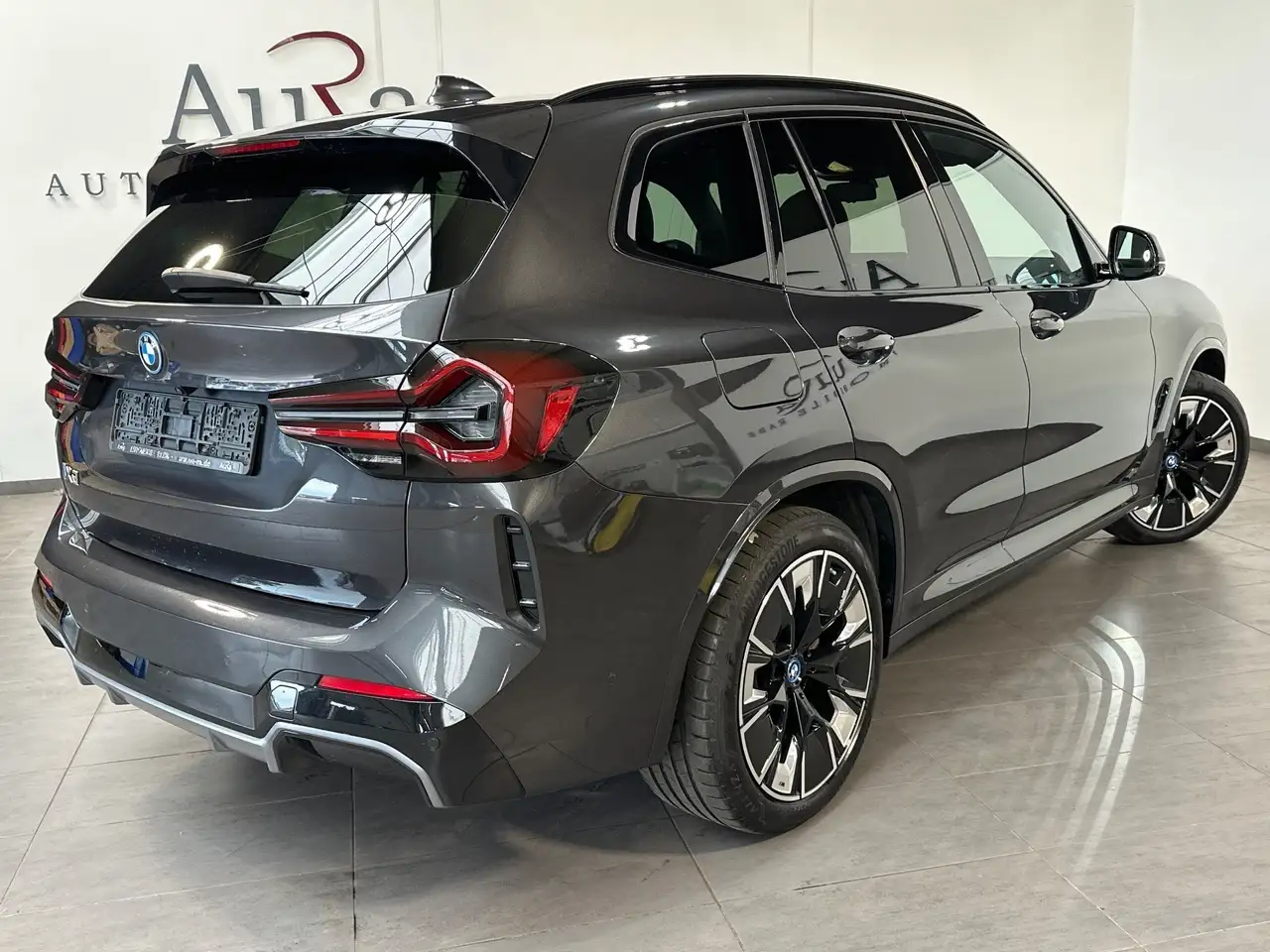 BMW iX3 Impressive NAV+LED+PANO+AHK+HUD+360°-KAM+20ZOLL, миниатюра 4