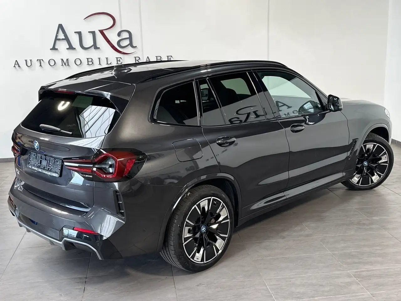 BMW iX3 Impressive NAV+LED+PANO+AHK+HUD+360°-KAM+20ZOLL, миниатюра 5
