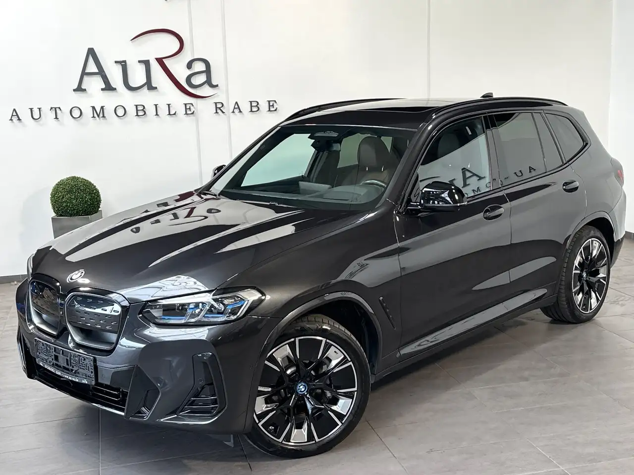 BMW iX3 Impressive NAV+LED+PANO+AHK+HUD+360°-KAM+20ZOLL, миниатюра 2