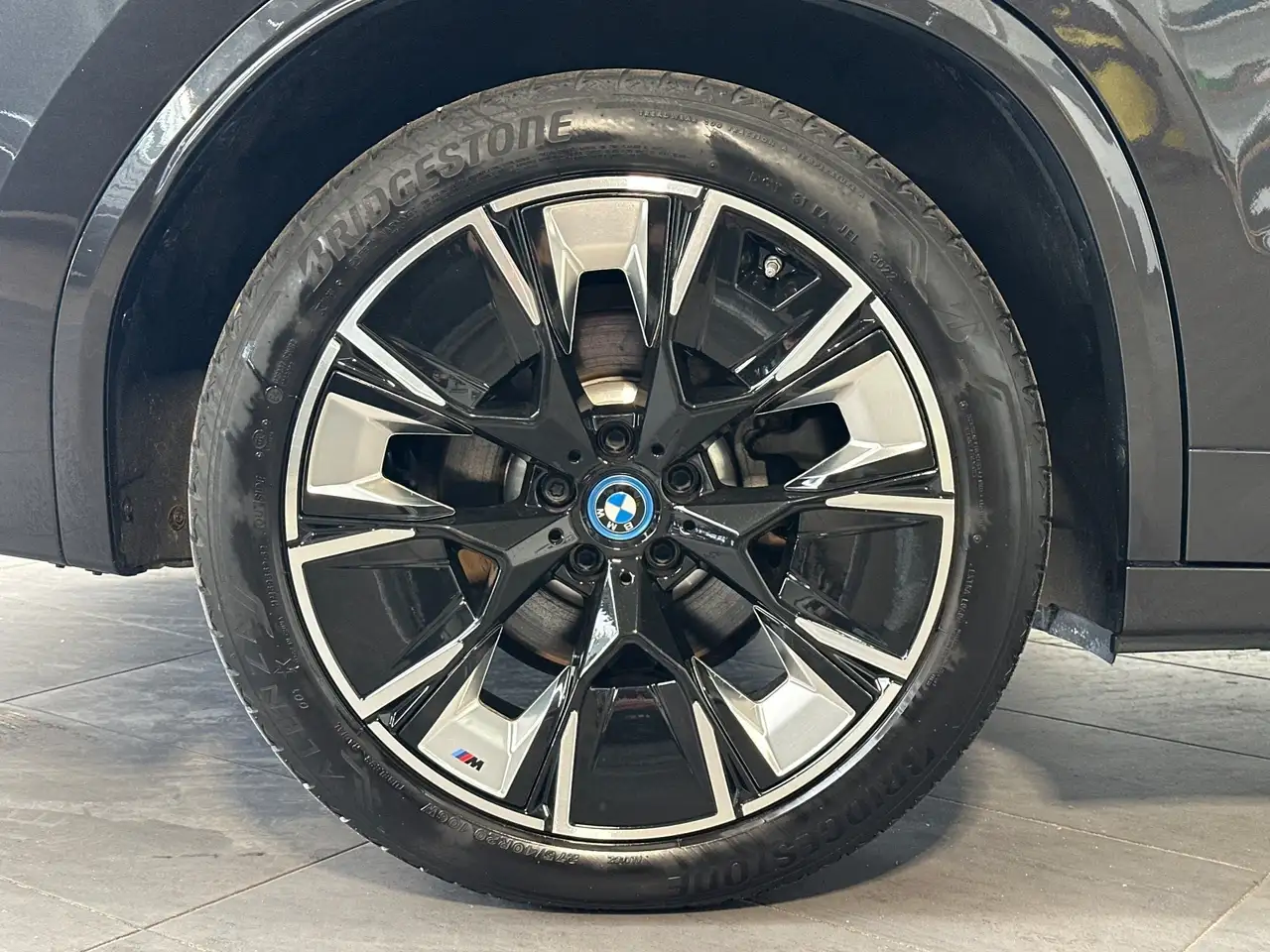 BMW iX3 Impressive NAV+LED+PANO+AHK+HUD+360°-KAM+20ZOLL, миниатюра 3
