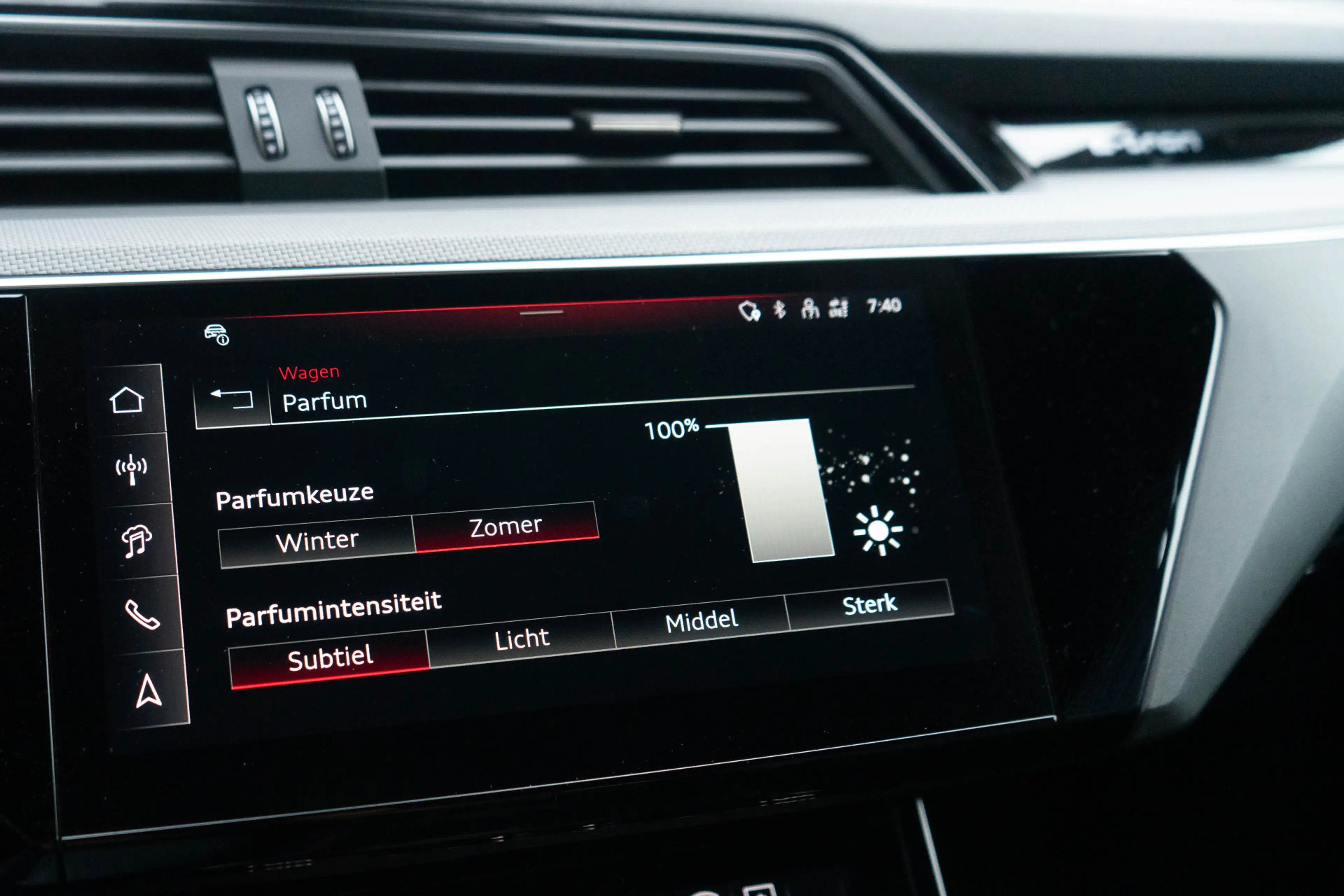 Audi SQ8 e-tron Quattro 371kW — photo 8