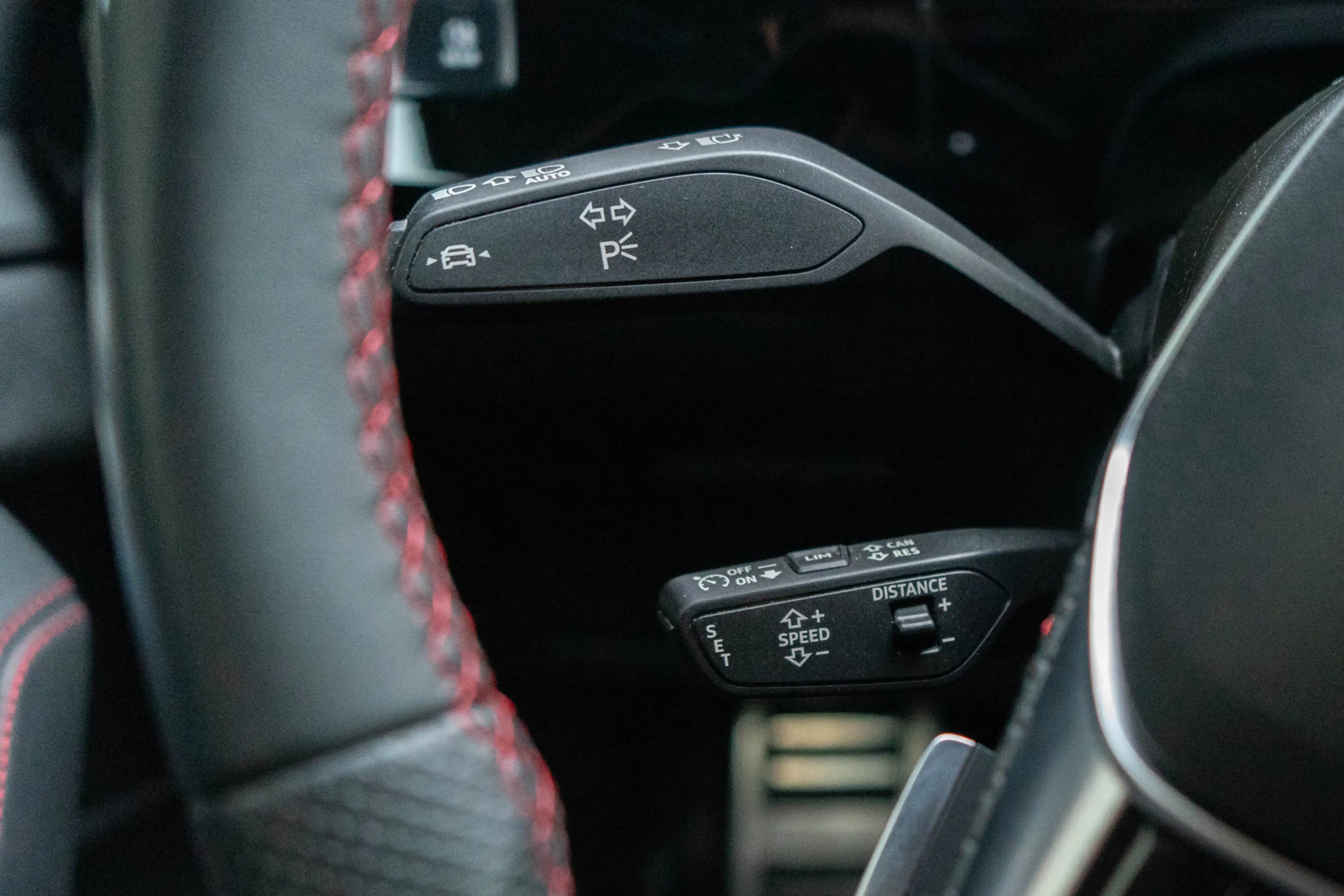 Audi SQ8 e-tron Quattro 371kW — photo 17