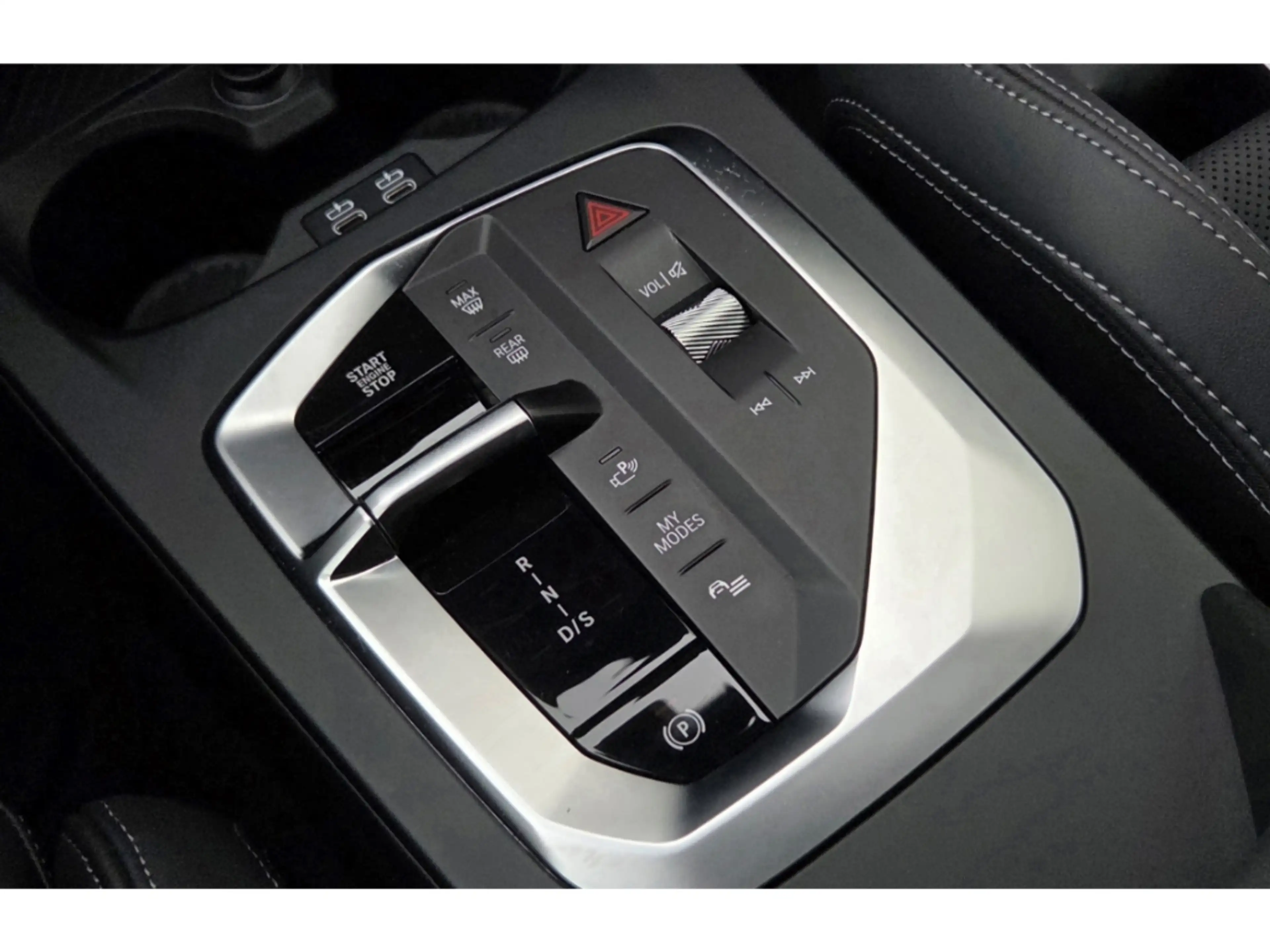 BMW 235 A xDrive Gran Coupe HUD AD Navi Digitales Cockpit — photo 9