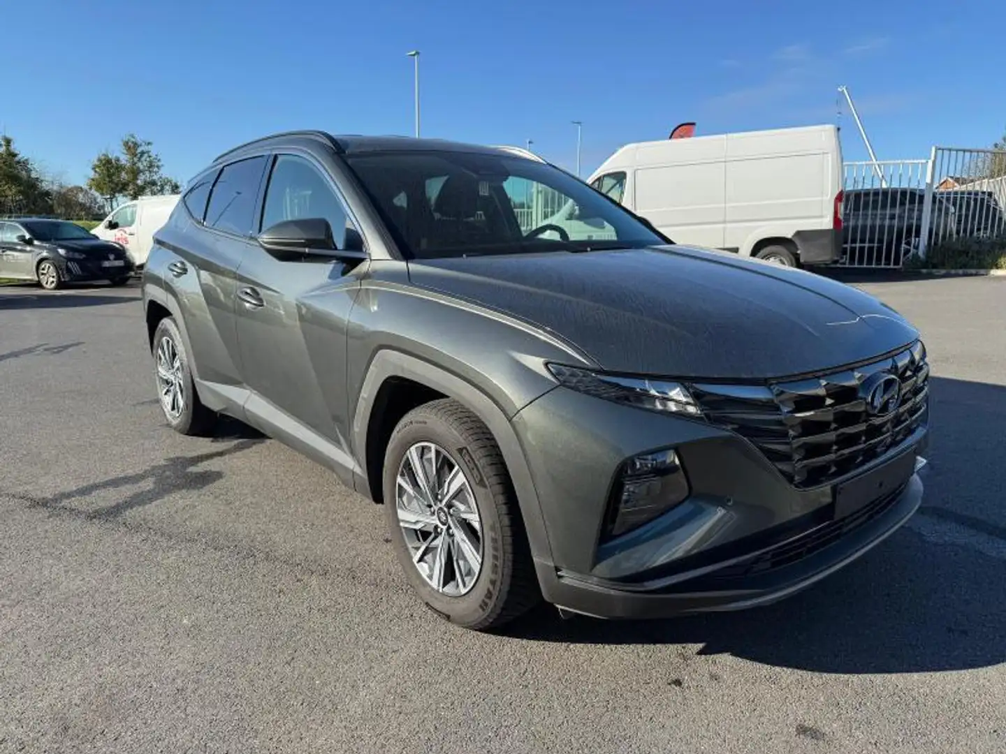 Hyundai TUCSON MHEV 100KW Gris - 1