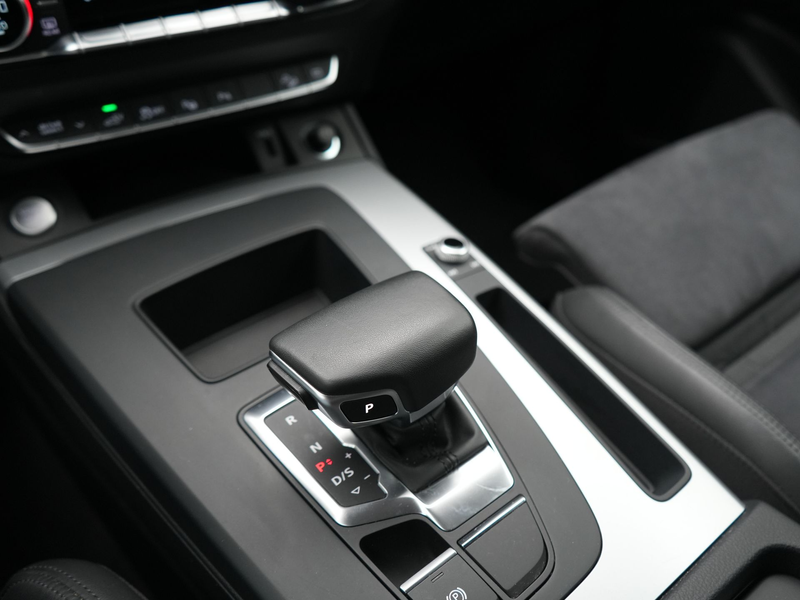 Audi Q5 55 TFSI e S Line PHEV 367pk Dealer O.H. | Alcantar — photo 31