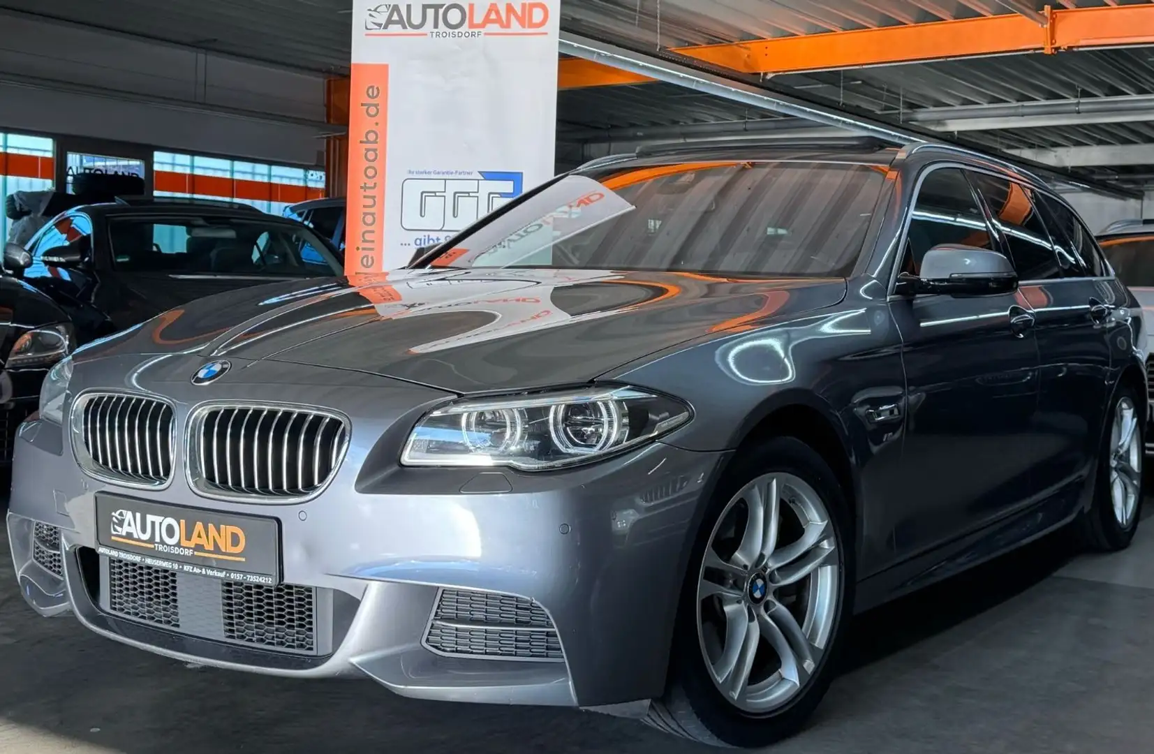BMW 535 d xDrive*M PAKET*PANO*NAVI*LED*R.KAMERA*SHZG Grau - 2
