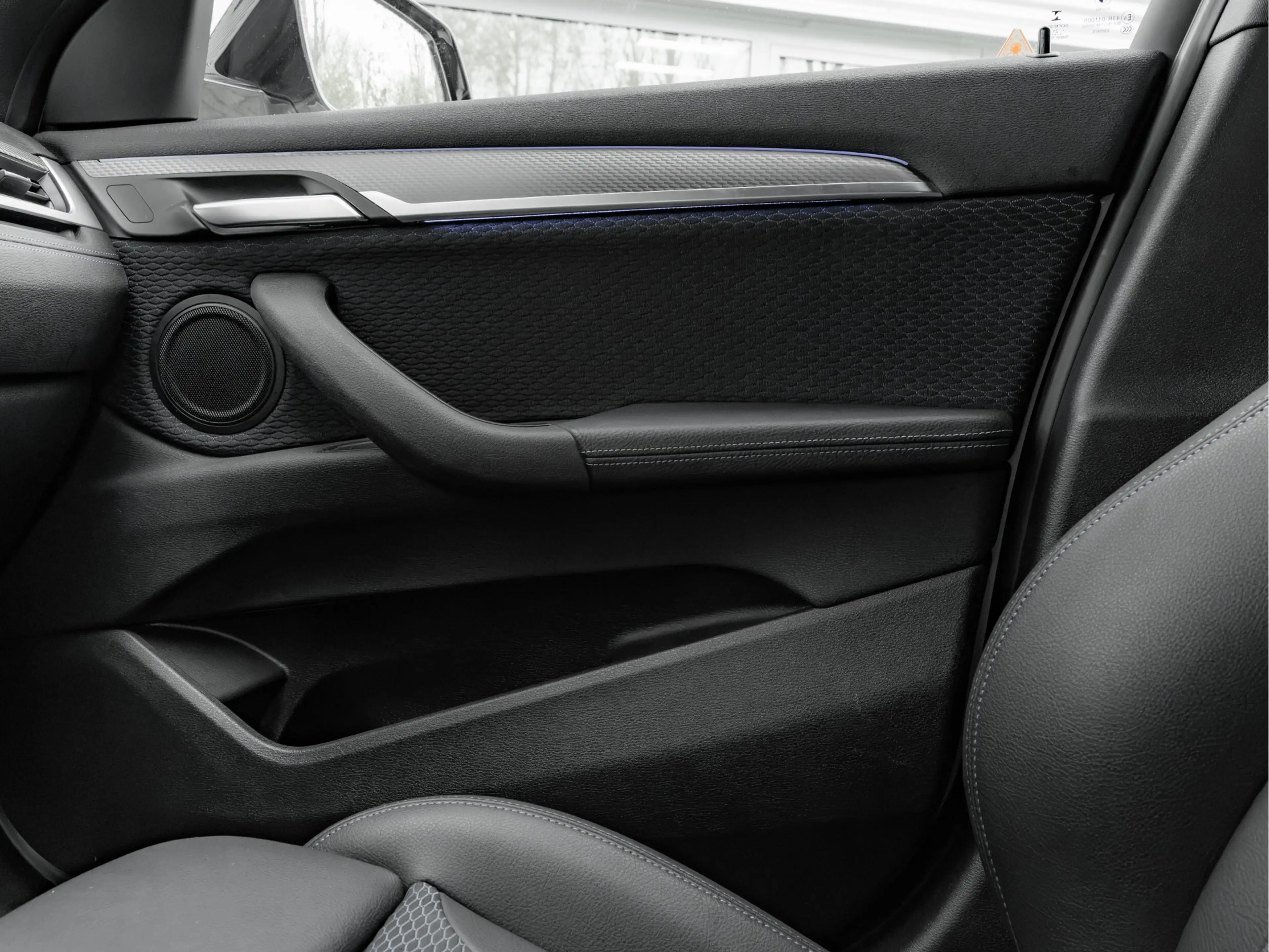 BMW X2 sDrive18i M-Sport - Camera - Head-Up - Hifi - Adap — photo 35