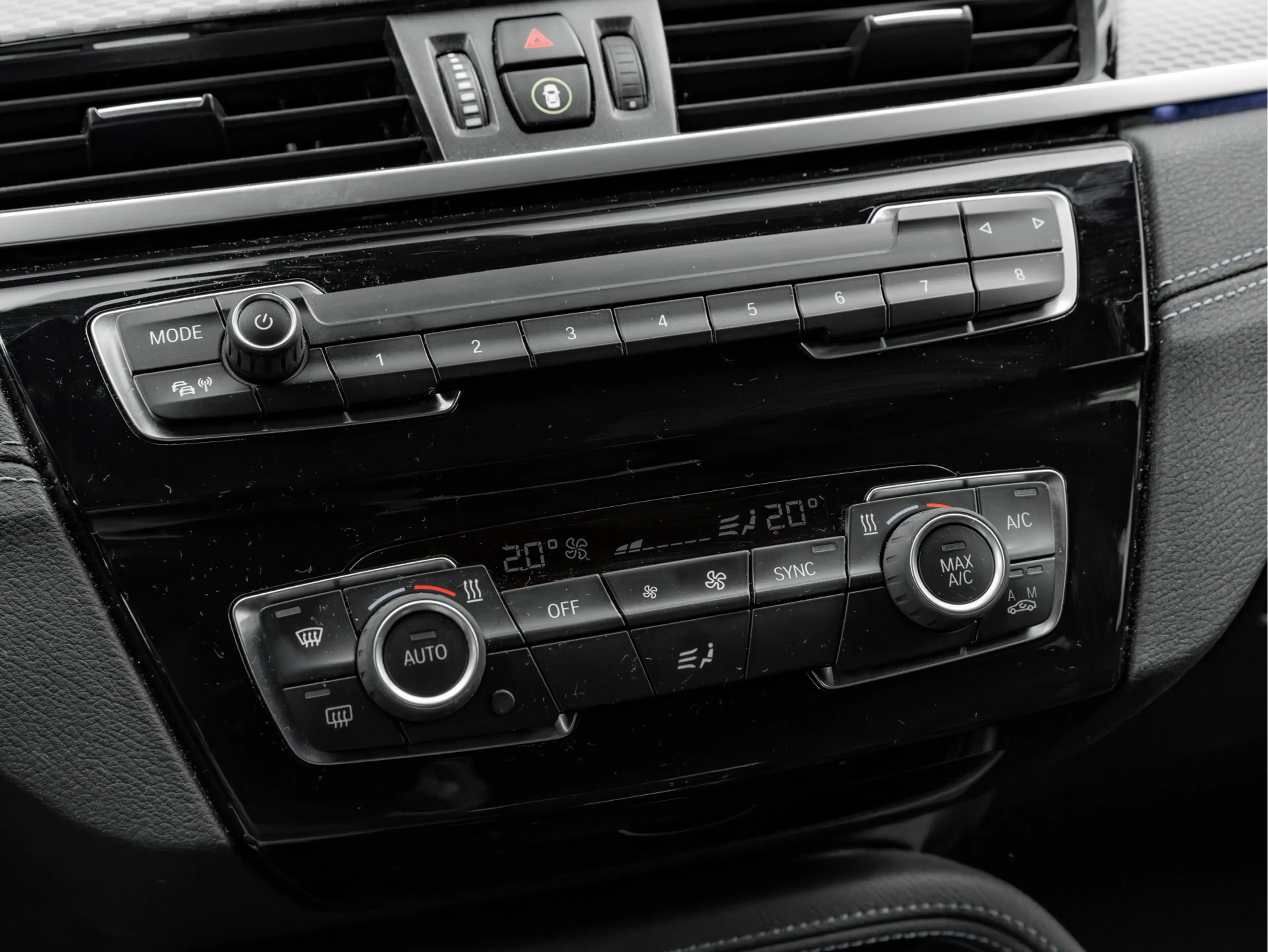 BMW X2 sDrive18i M-Sport - Camera - Head-Up - Hifi - Adap — photo 36