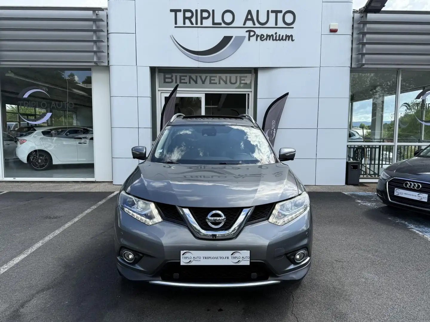 Nissan X-Trail X-Trail 1.6 dCi - 130 - BV Xtronic X-TRAIL Tekna G Gris - 2