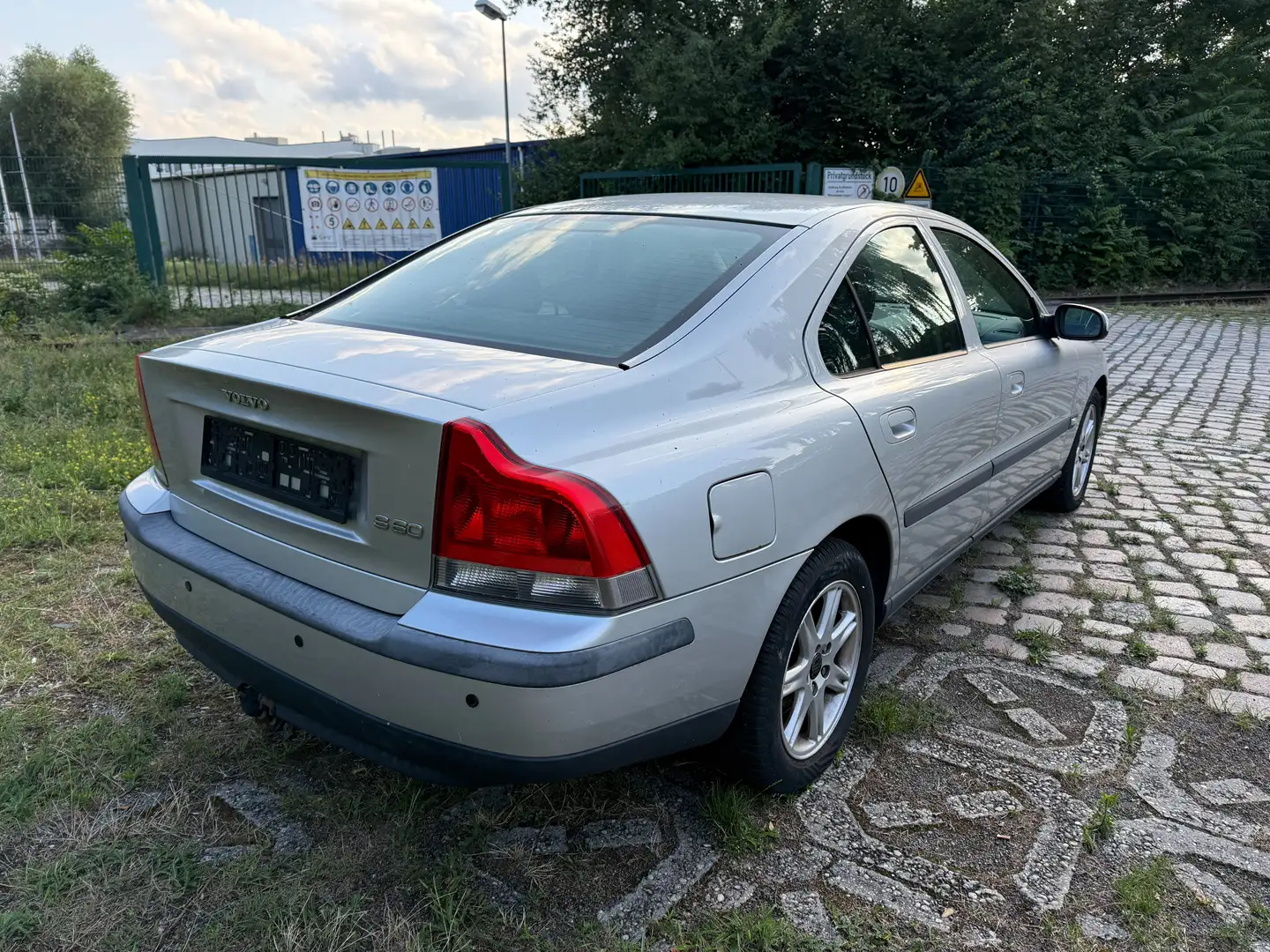 Volvo S60 2.4  (103kW) Gri - 2