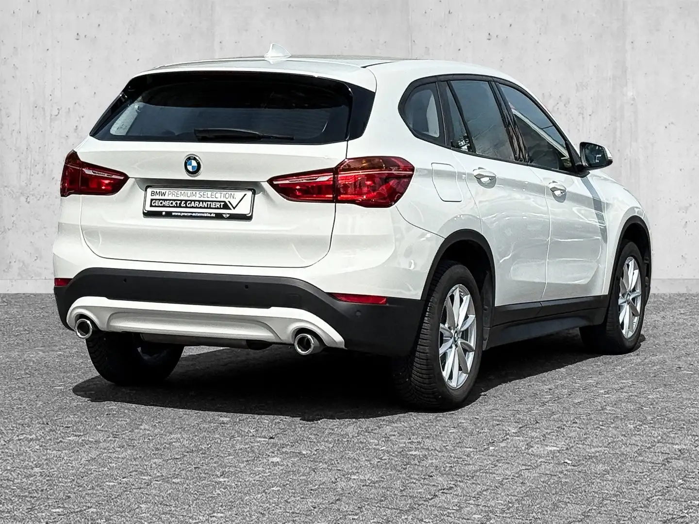 BMW X1 sDrive18d PDC+DAB+TEMPOMAT+ALU+LED Blanc - 2