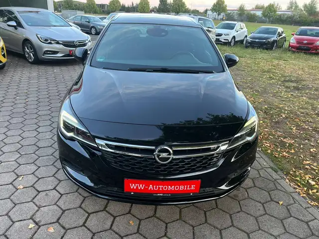 Opel Astra view 4
