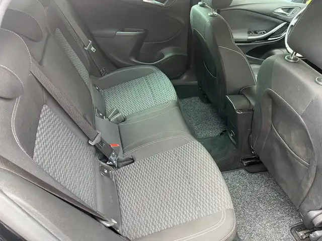 Opel Astra view 13