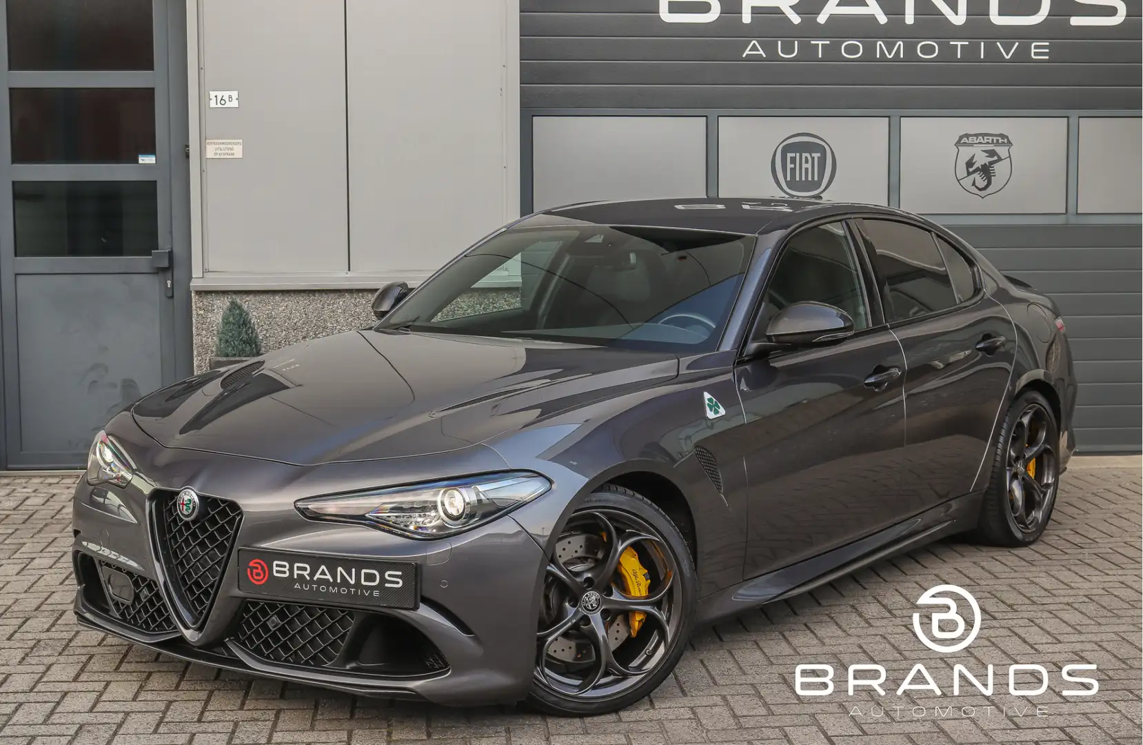 Alfa Romeo Giulia 2.9 V6 Quadrifoglio 510PK AUT Dealer onderh. Garan Gris - 1