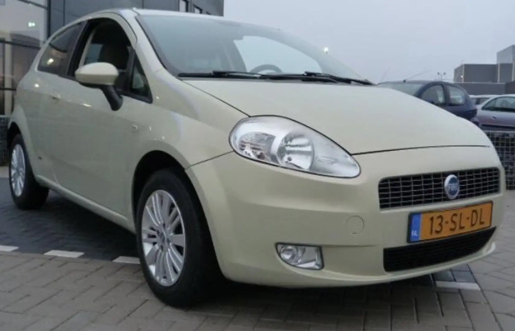 Fiat Punto 1.4 Edizione Prima Beżowy - 1