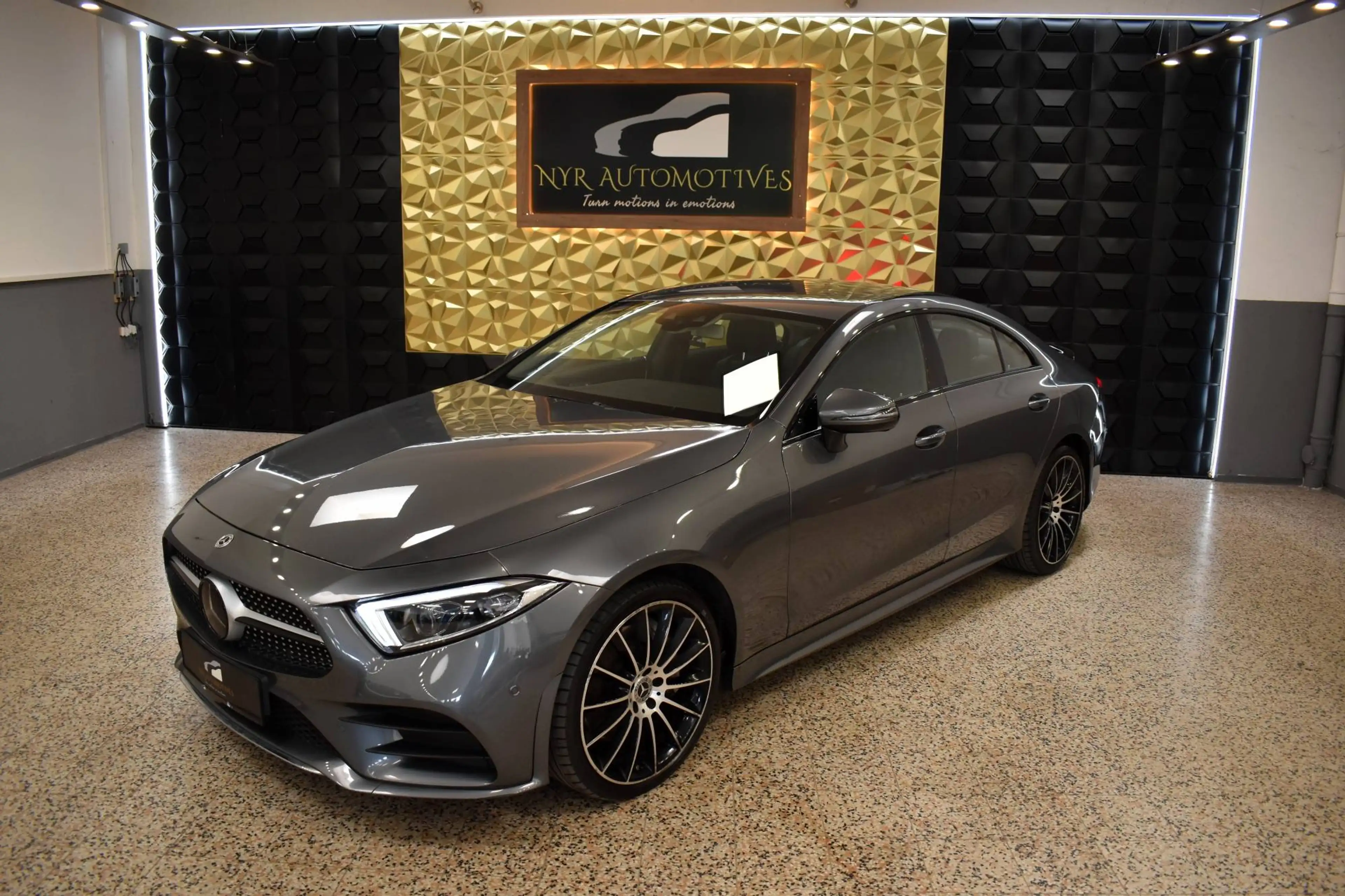 Mercedes-Benz CLS 450 Aut. 4MATIC, CLS 53 AMG LOOK, DISTRONIC, MULTIBEAM, KAMERA — photo 5