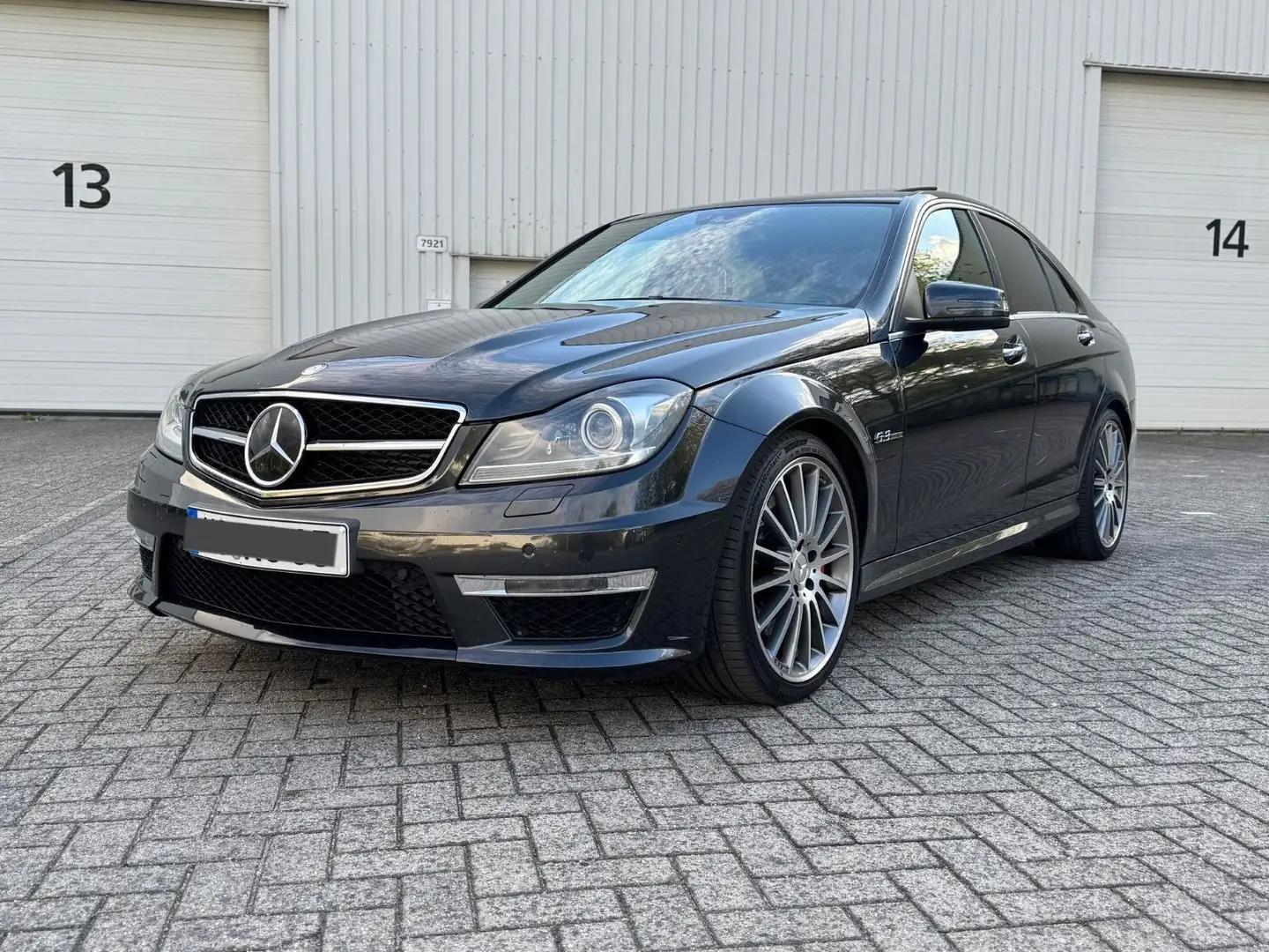 Mercedes-Benz C 63 AMG P-Package Sperrdiff Designo DEUTSCH Zwart - 1