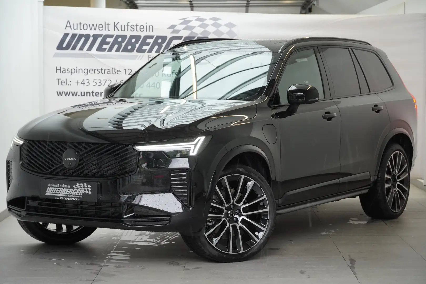 Volvo XC90 T8 Black Edition Ultra PHEV Schwarz - 1