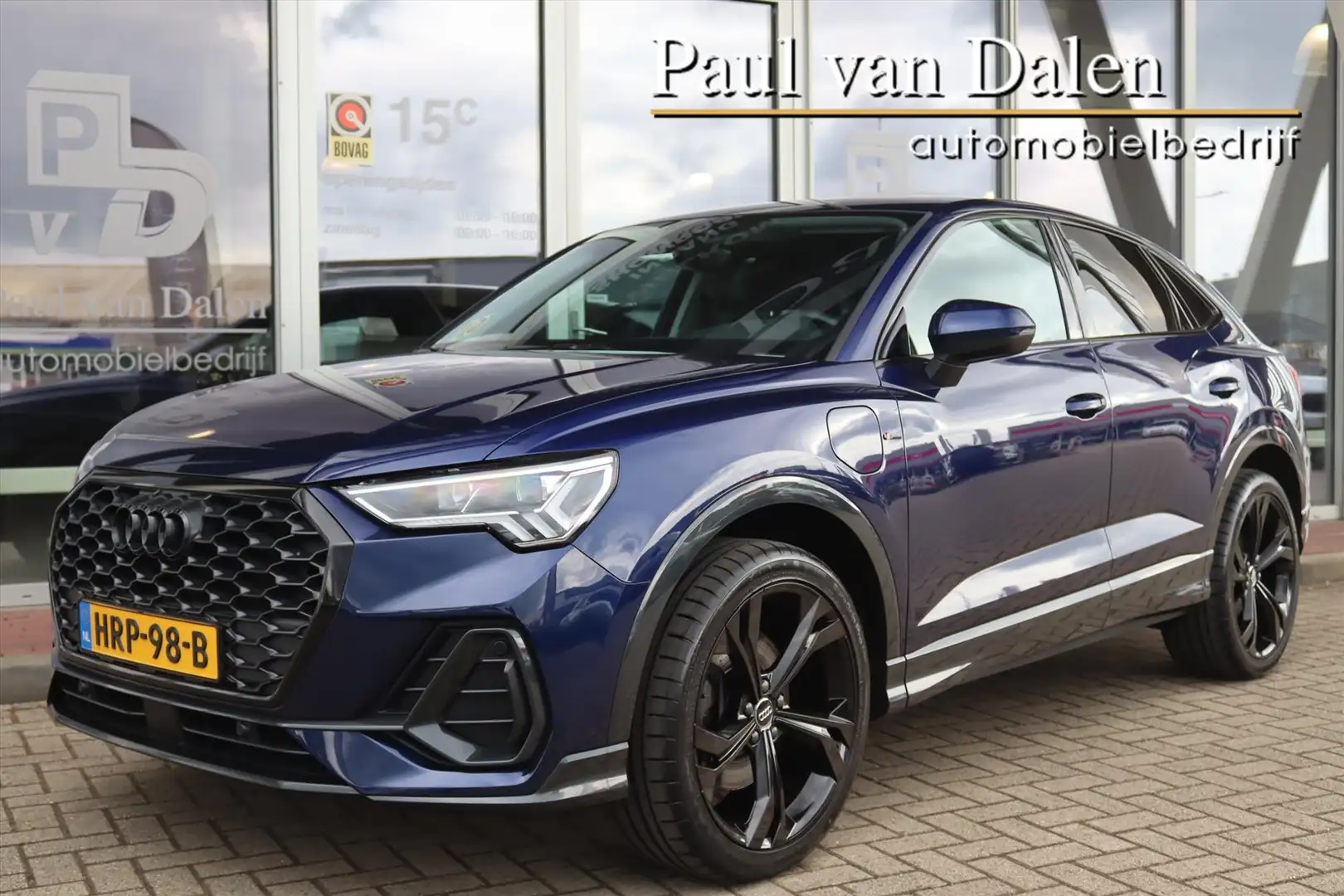 Audi Q3 Sportback 45TFSIe 245PK PHEV AUTOMAAT BLACK E.D. N Blauw - 1