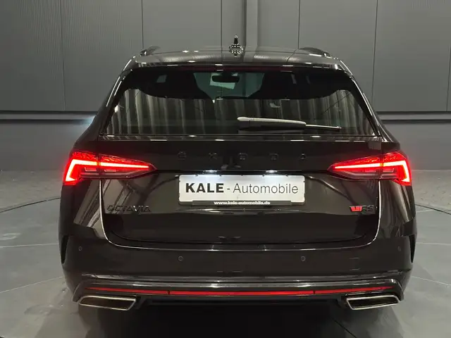 Skoda Octavia view 4
