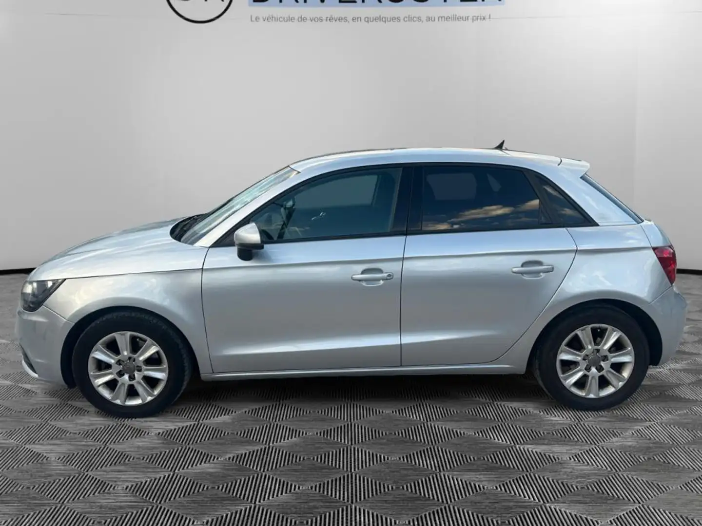 Audi A1 Sportback 1.4 TFSI - 122 - BV S-Tronic - Start/Stop  SPORTBACK Ambiente Gris - 2