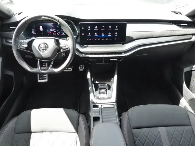 Skoda Octavia view 10