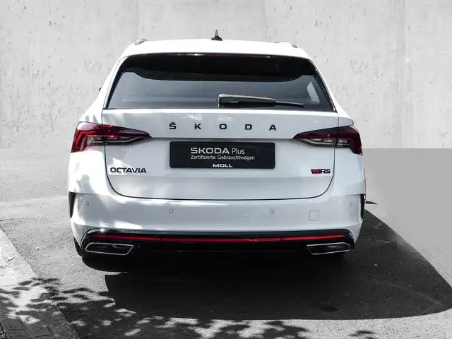 Skoda Octavia view 6