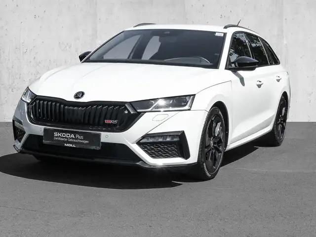 Skoda Octavia view 2