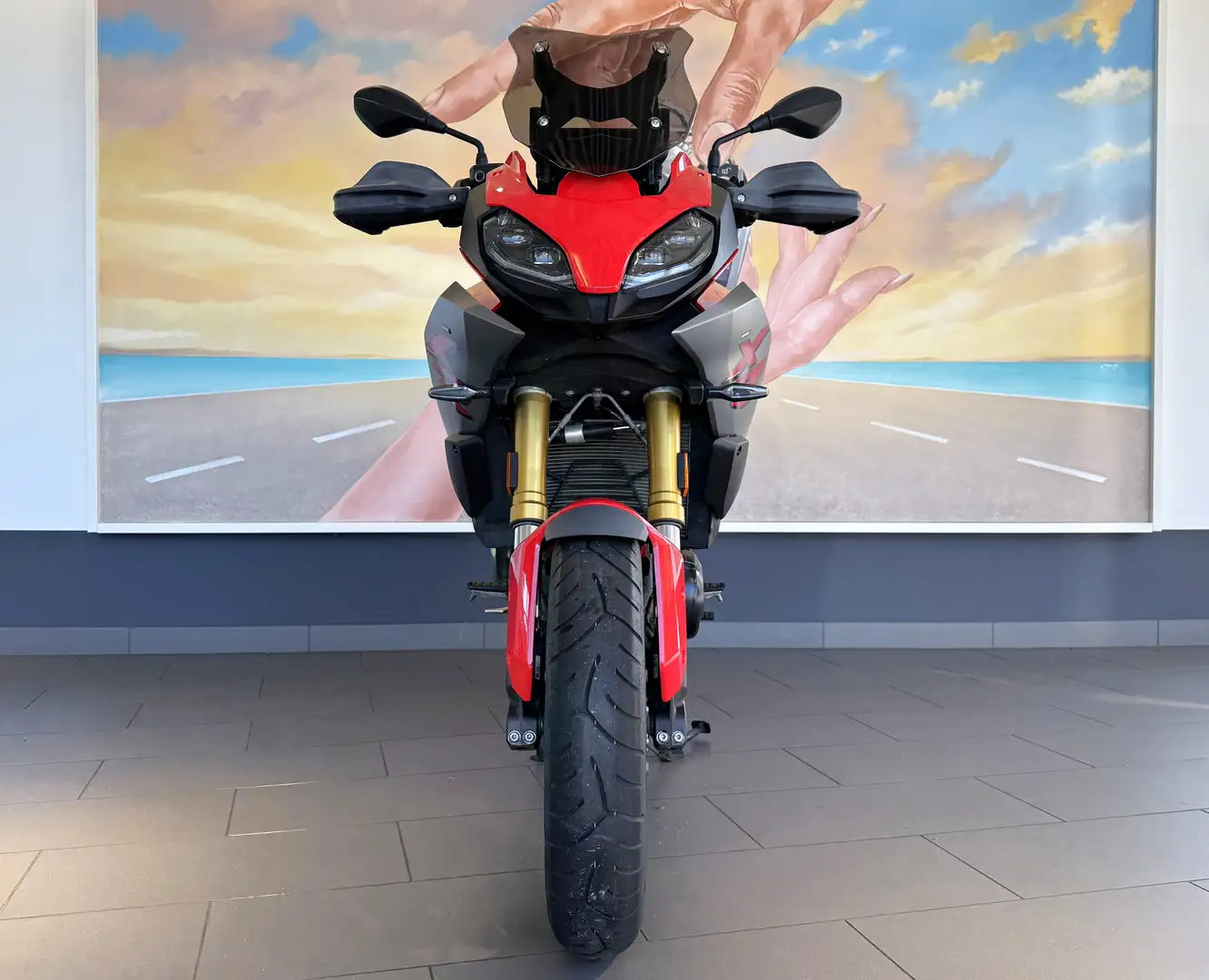 BMW F 900 XR Comfort-Touren-Dynamik-Aktiv & Style Sport Bike Rojo - 2