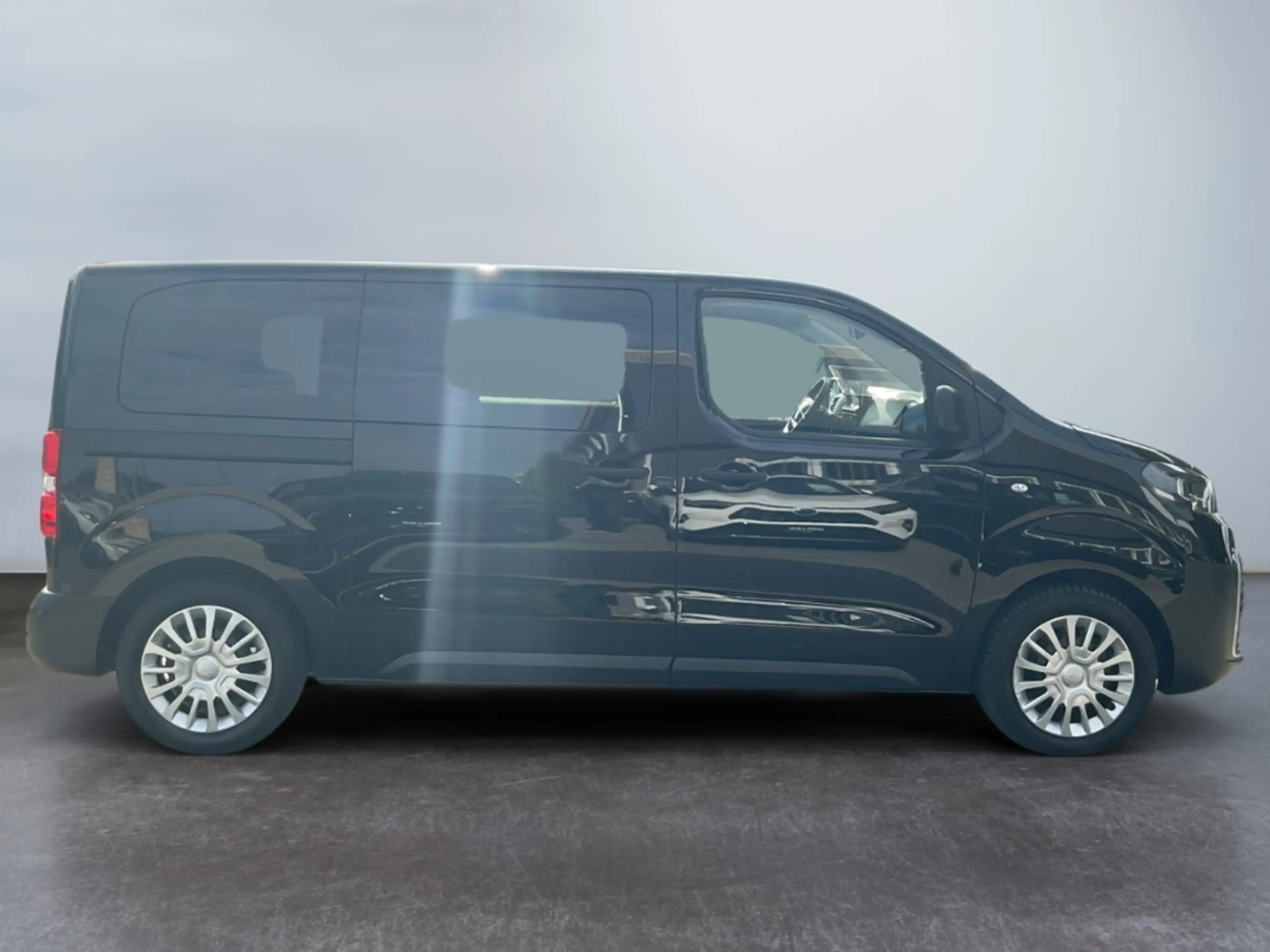 Toyota Proace Verso 2.0 D L1 Comfort AT *9-Si*Navi*CAM* — photo 10