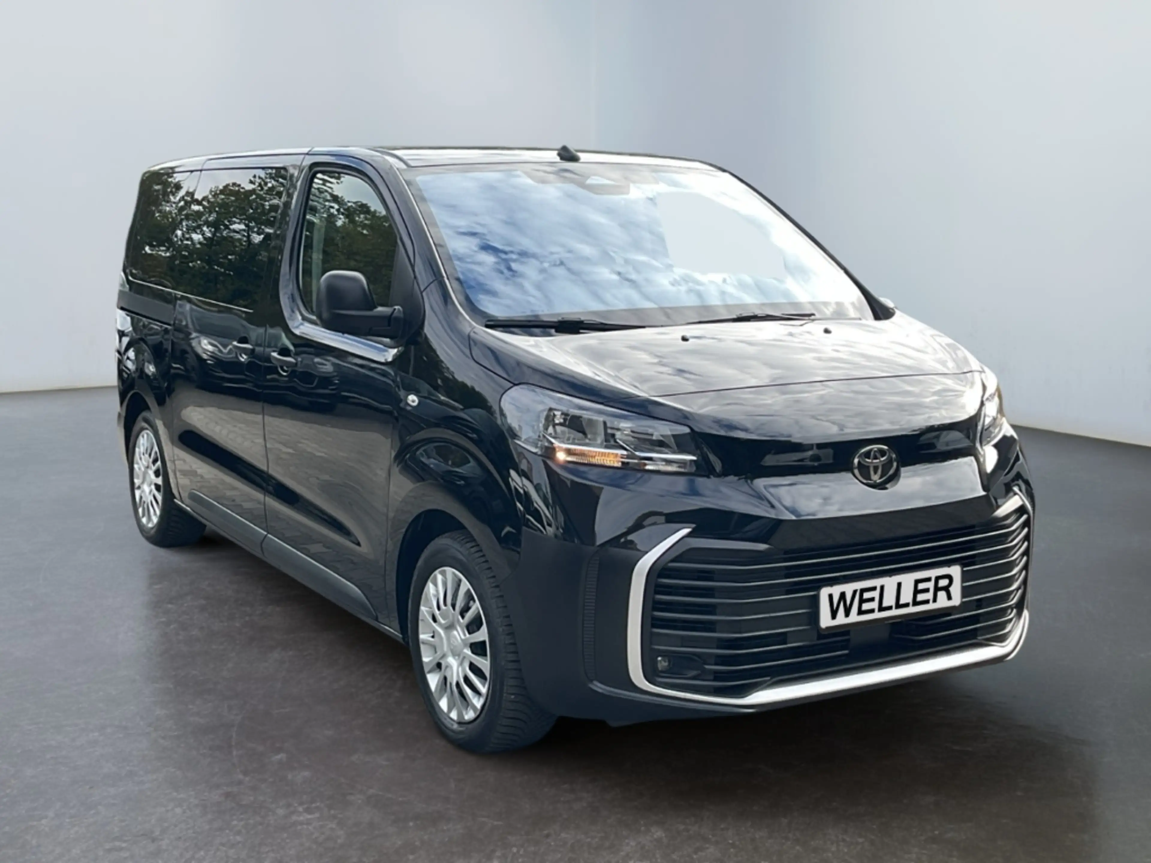 Toyota Proace Verso 2.0 D L1 Comfort AT *9-Si*Navi*CAM* — photo 3