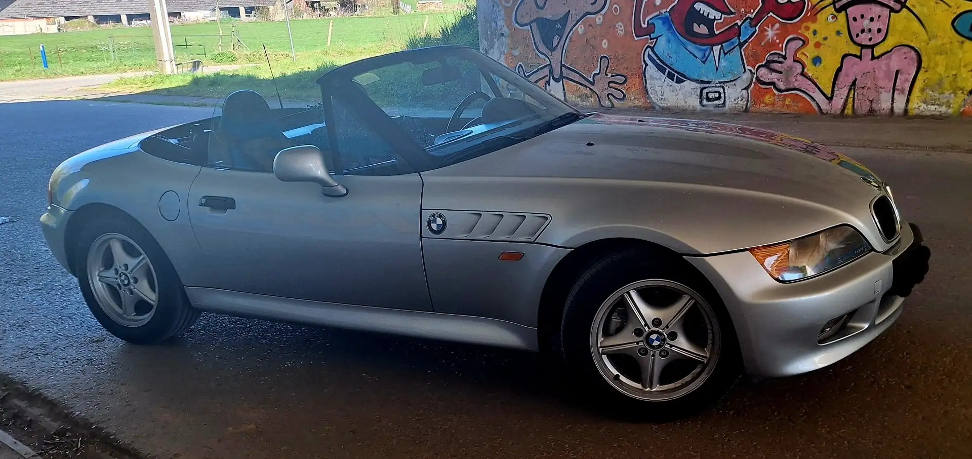 BMW Z3 1.9i 140ch Automatique – Bientôt Collection, Bell Grey - 2