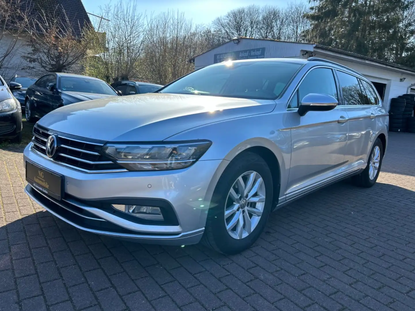Volkswagen Passat Variant Business *LED*Carplay*Assist*ACC Argento - 1