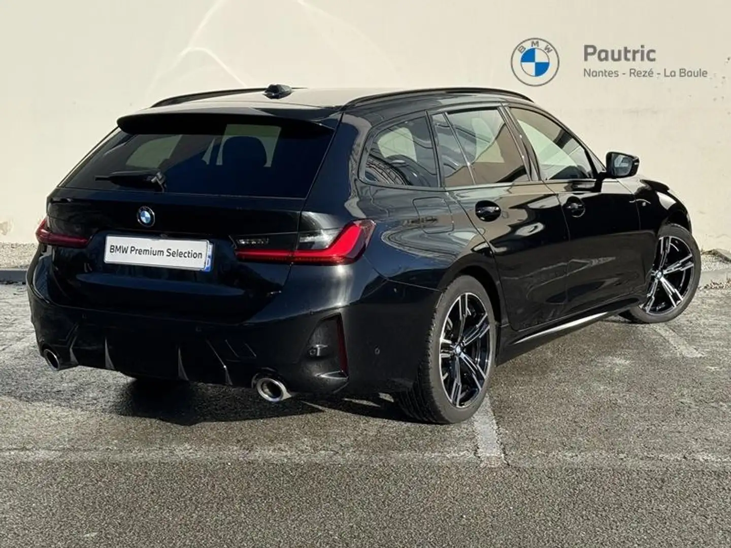 BMW 320 320dA xDrive 190ch M Sport Noir - 2