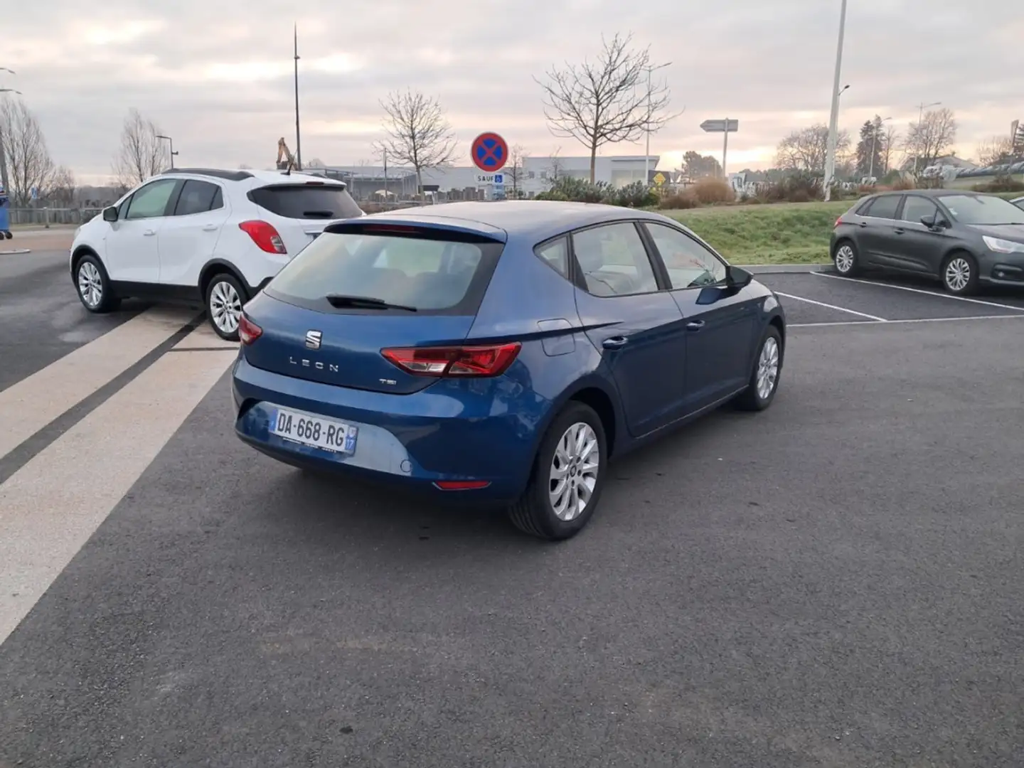 SEAT Leon 1.2 TSI 105 Start/Stop Style DSG7 - 2